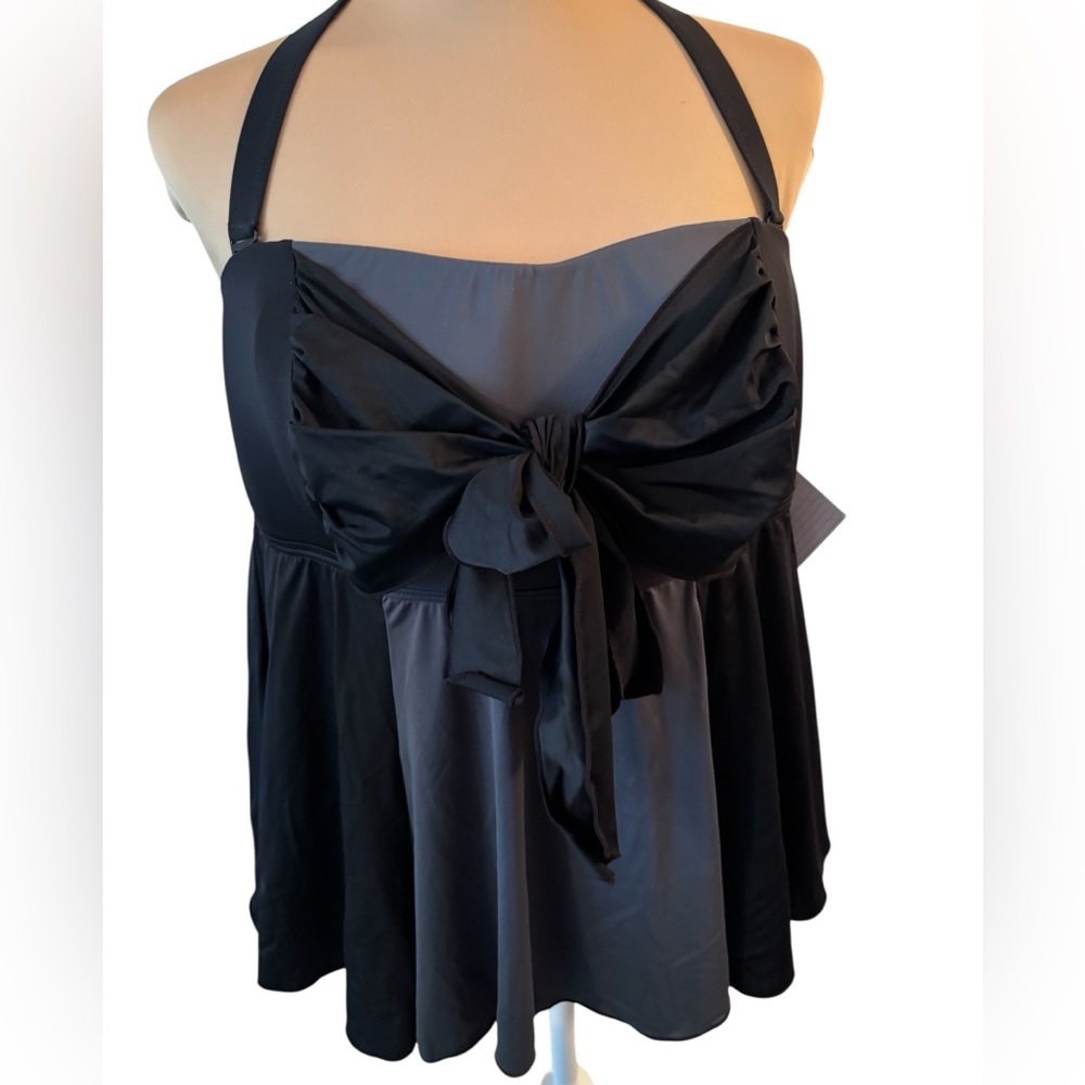 NWT Fit 4 U Plus Size tankini swimsuit top Black & Gray 16W